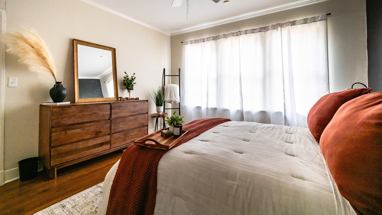 Photo of Bedroom in Fondren