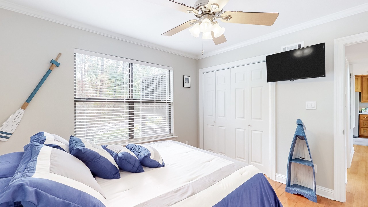 Photo of Bedroom in Diamondhead