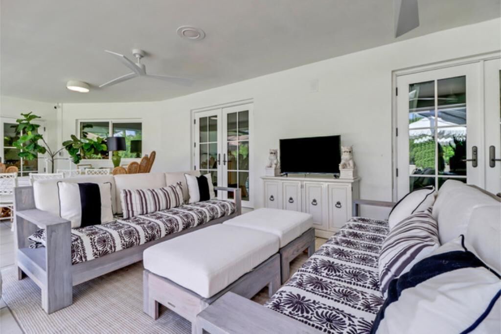 Photo of Livingroom in Moorings
