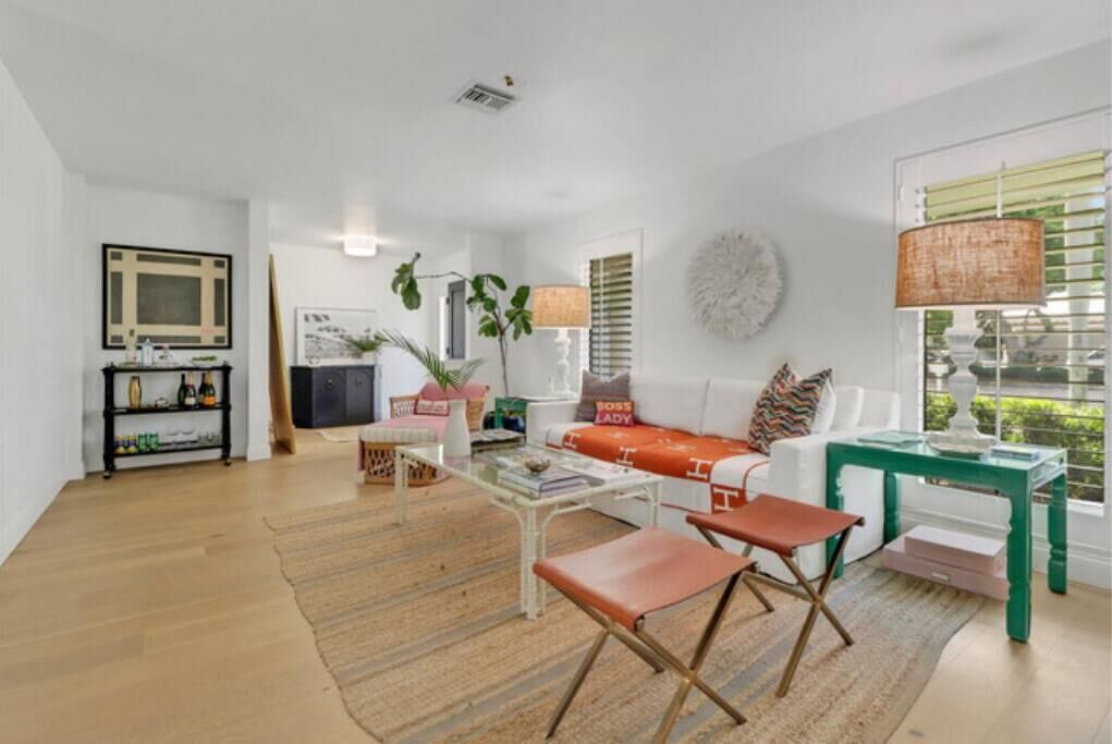 Photo of Livingroom in Moorings
