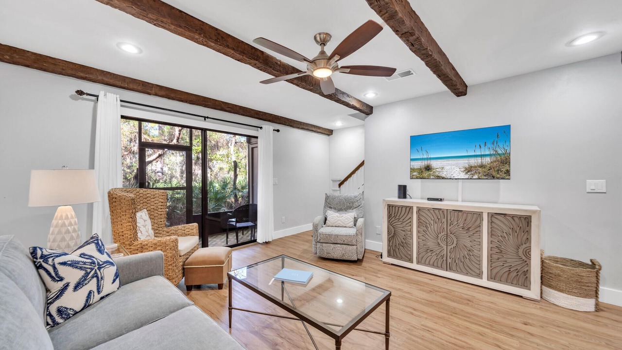 Photo of Livingroom in Cliffs of Seagrove