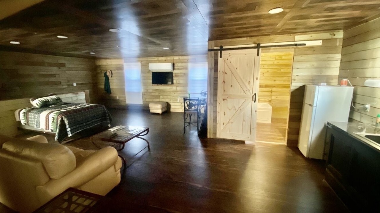 Photo of Bedroom in Marvell