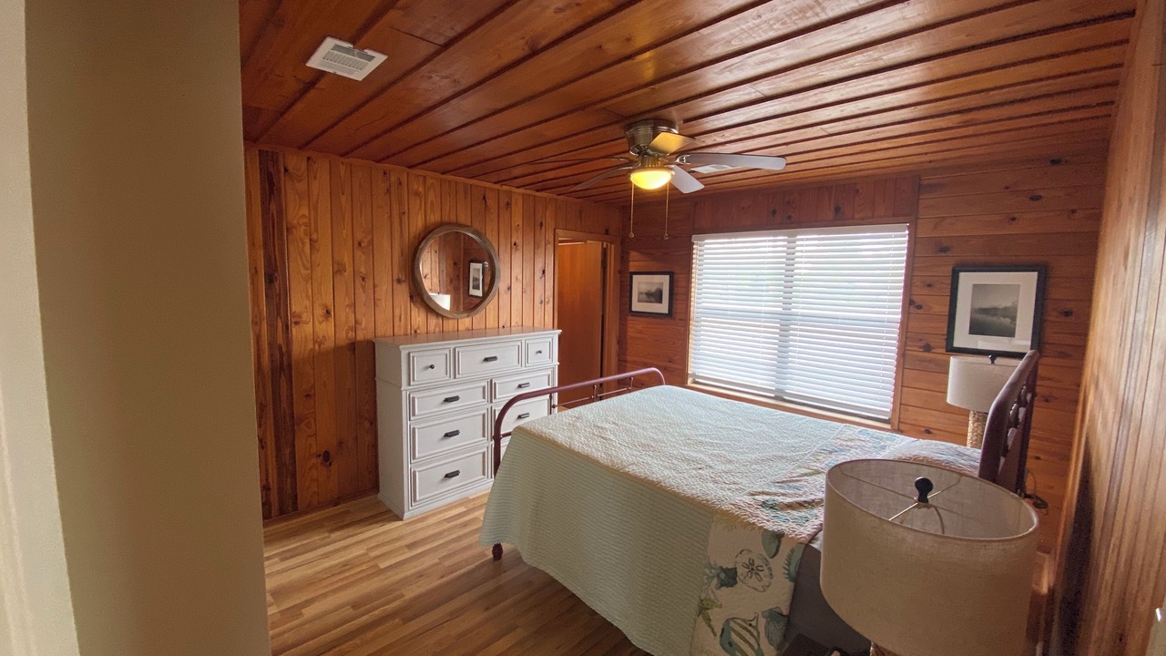 Photo of Bedroom in East End