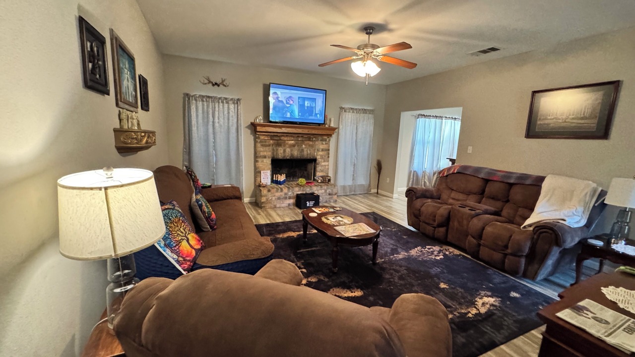 Photo of Livingroom in Wakefield