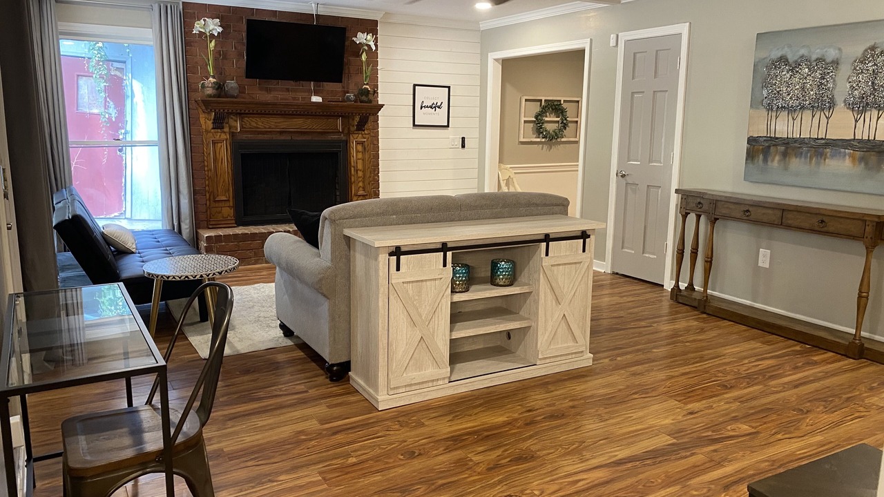 Photo of Livingroom in Flowood