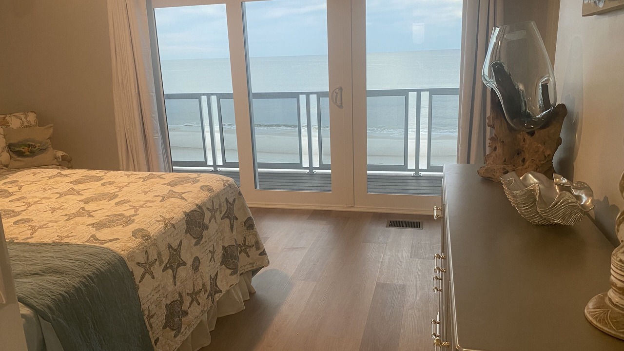 Photo of Bedroom in Mexico Beach