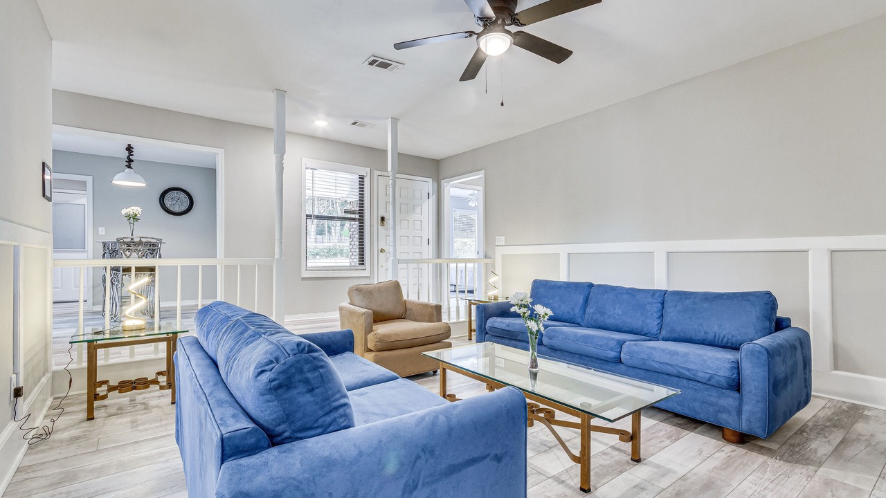 Photo of Livingroom in South Pensacola