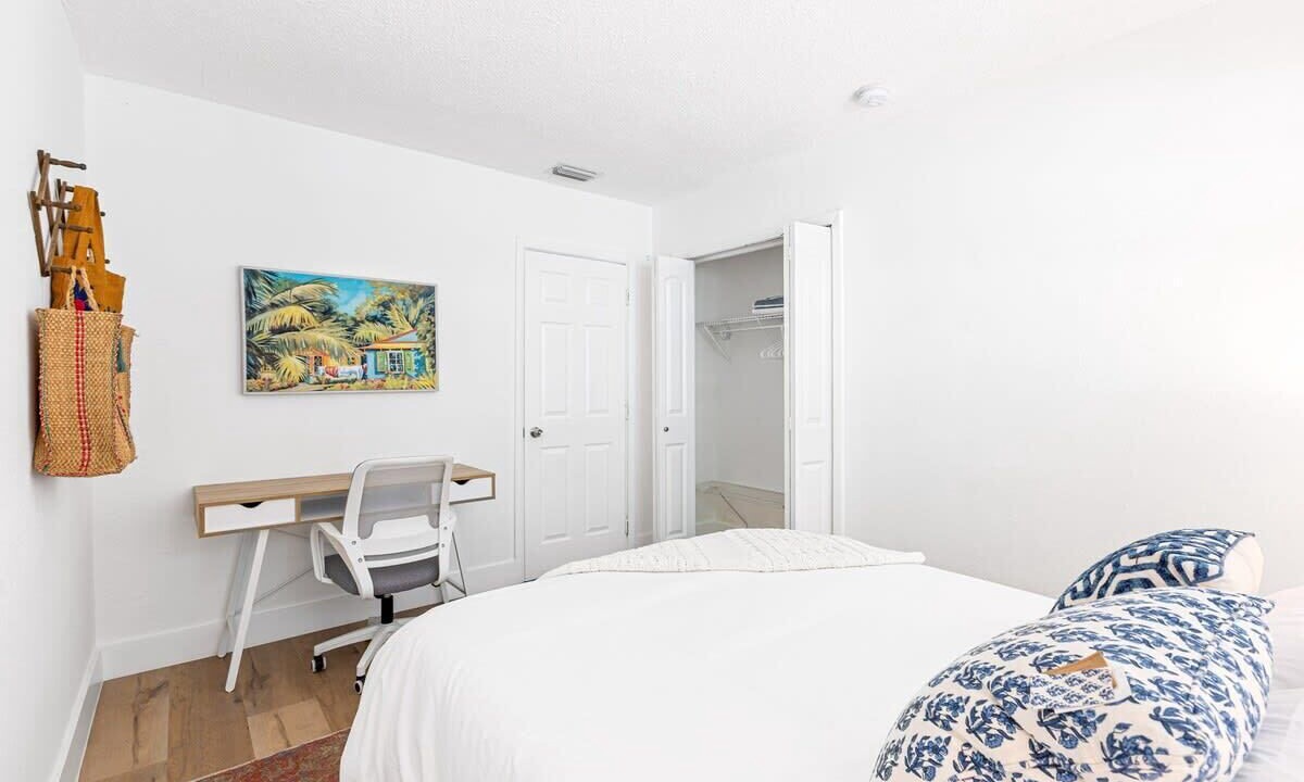 Photo of Bedroom in Sailboat Bend