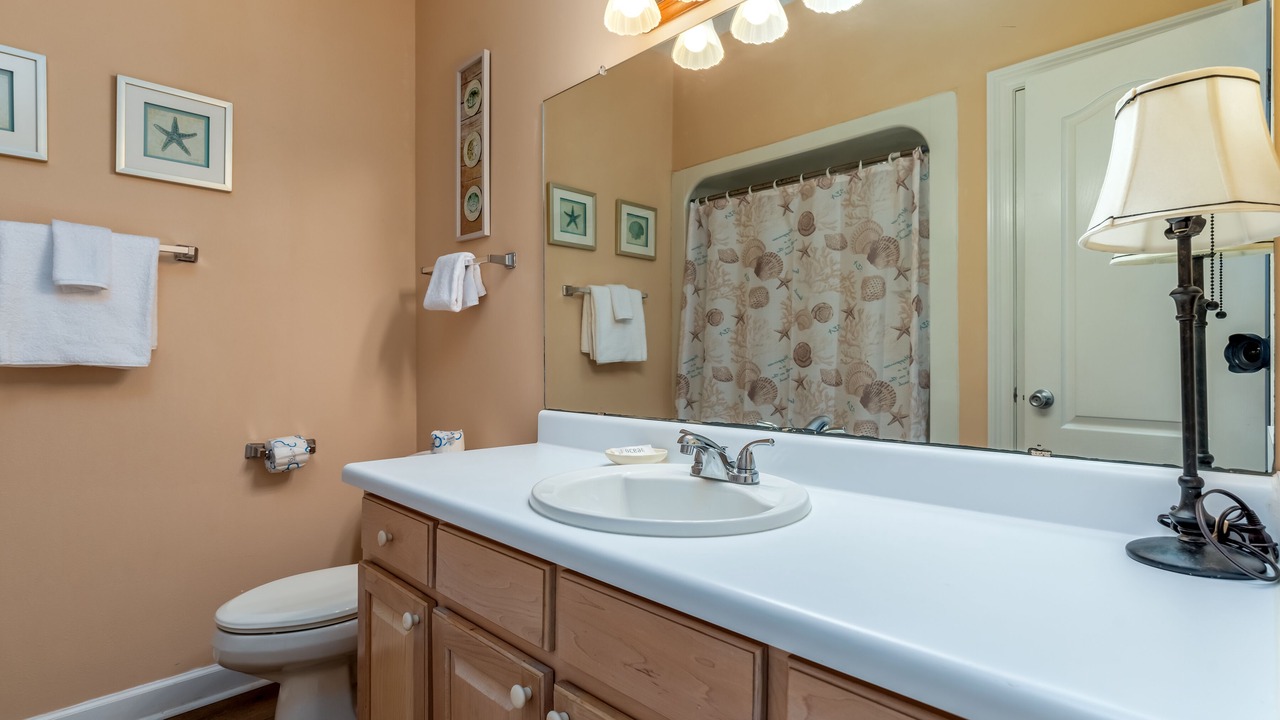 Photo of Bathroom in Silver Cay