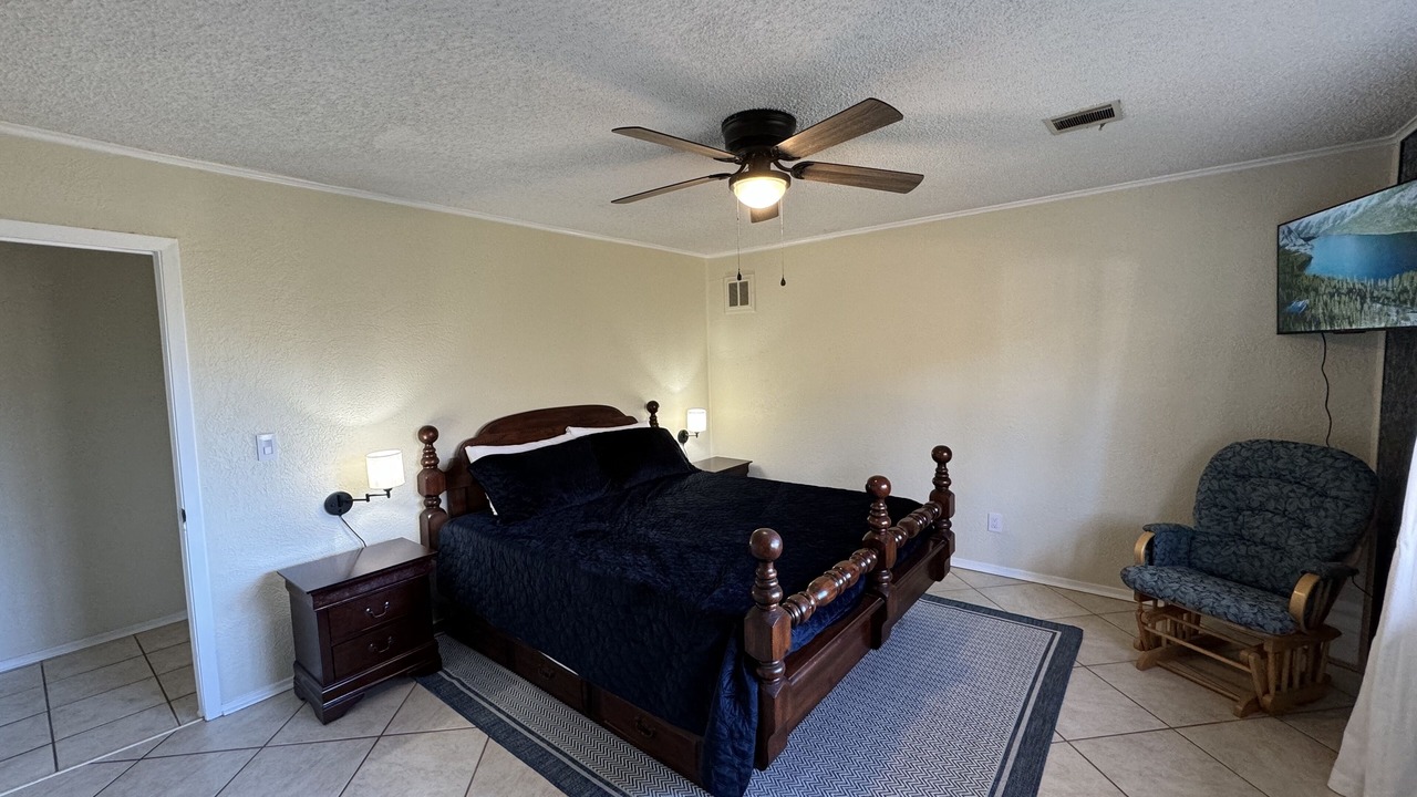 Photo of Bedroom in West Livingston