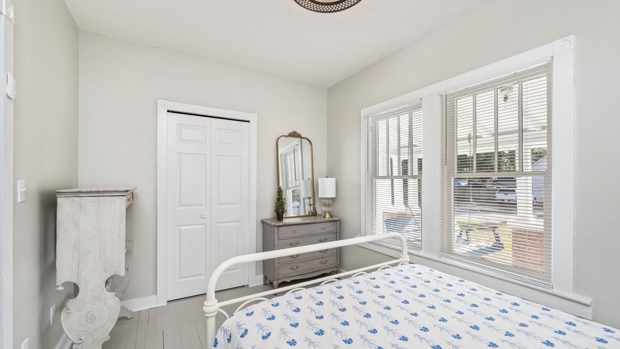 Photo of Bedroom in Crestview