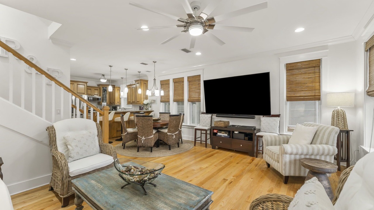 Photo of Livingroom in Treetop