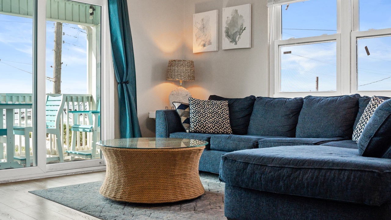 Photo of Livingroom in Bahama Beach