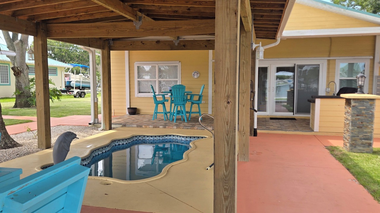 Photo of Outdoor in Indian Harbor Estates