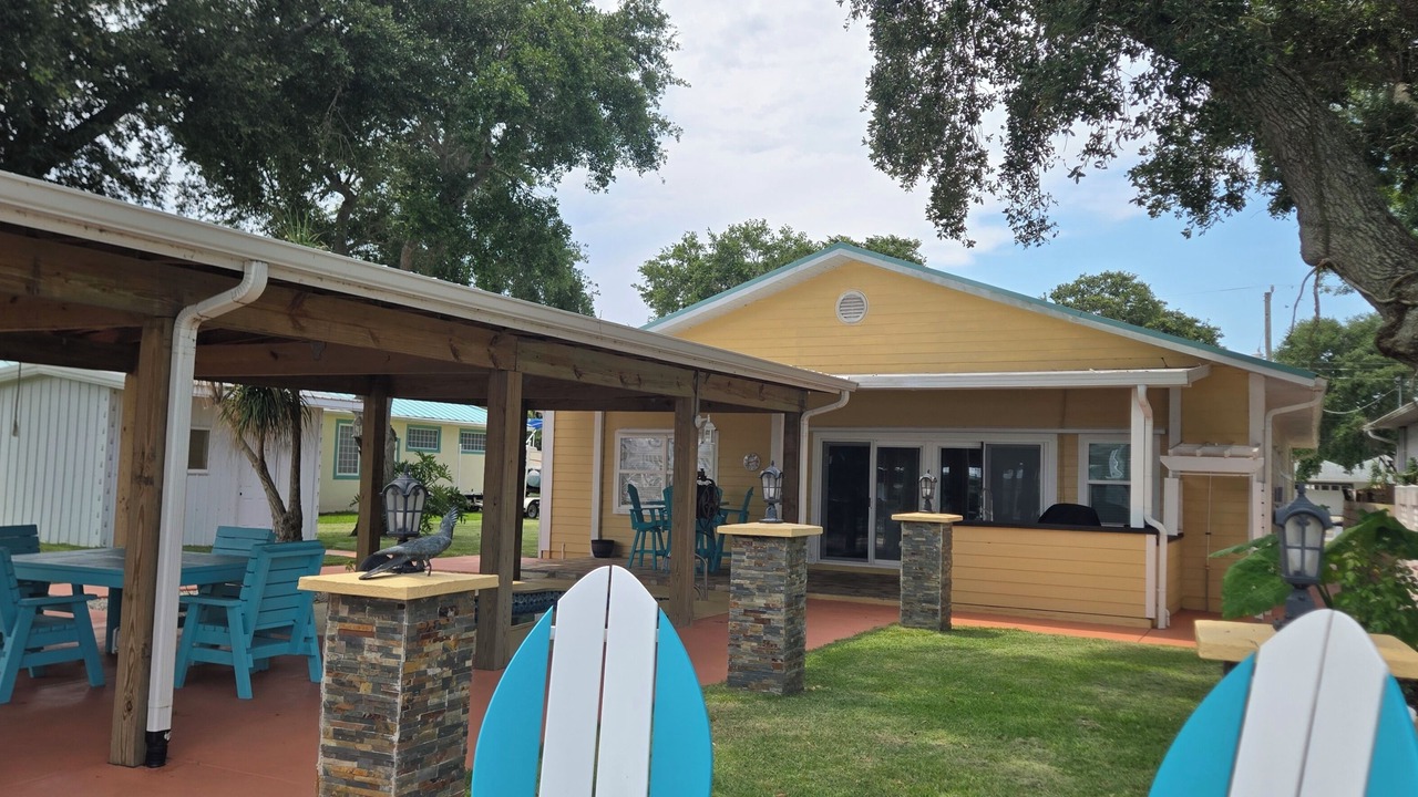 Photo of Outdoor in Indian Harbor Estates