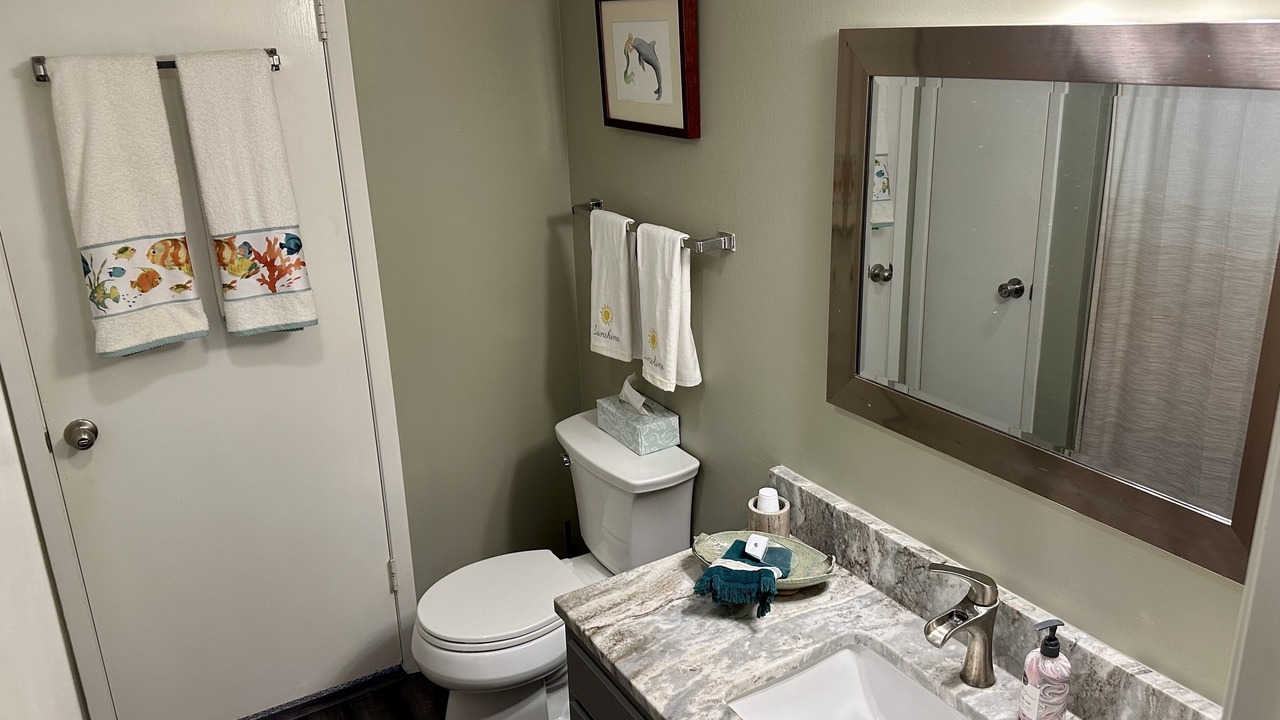 Photo of Bathroom in Diamondhead