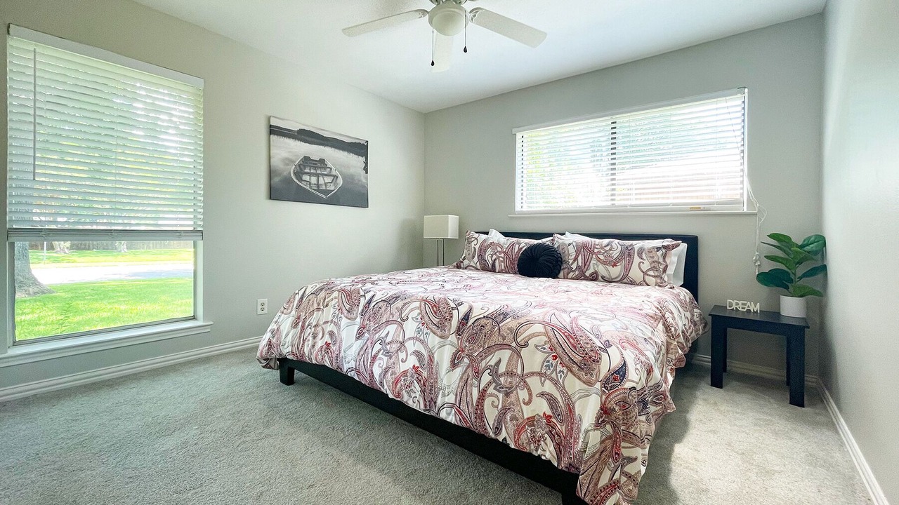 Photo of Bedroom in Northwest Dallas