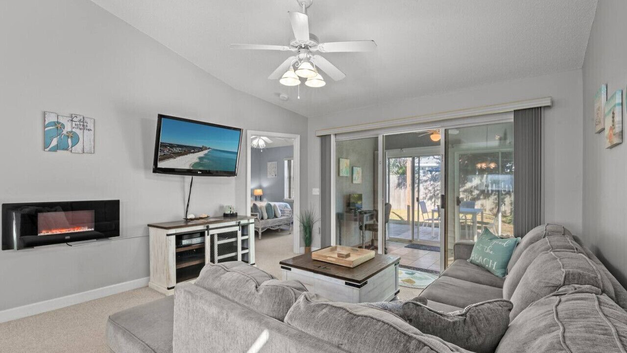 Photo of Livingroom in El Centro Beach