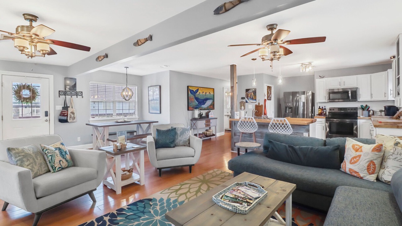 Photo of Livingroom in Shoreline Park