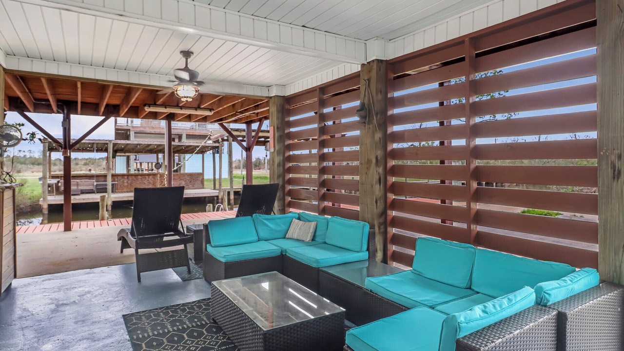 Photo of Patio Balcony in Shoreline Park