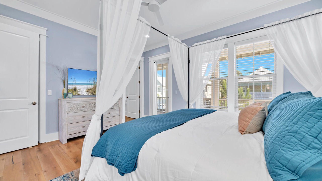 Photo of Bedroom in Lakeside at Blue Mountain Beach