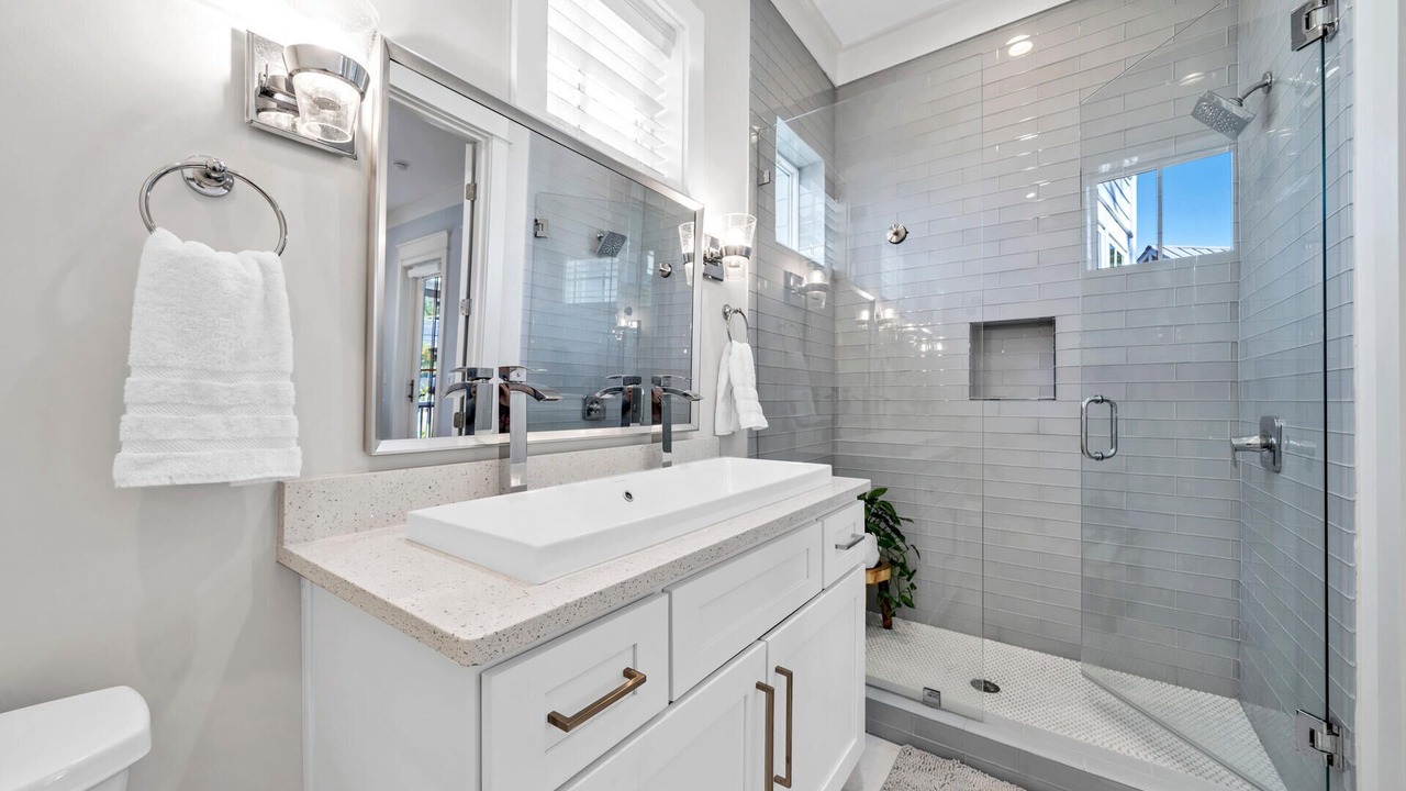 Photo of Bathroom in Lakeside at Blue Mountain Beach