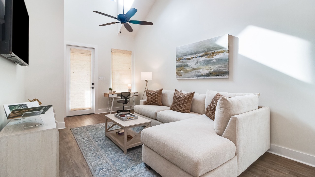 Photo of Livingroom in Lafayette