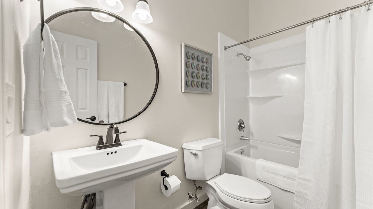 Photo of Bathroom in Holiday Beach