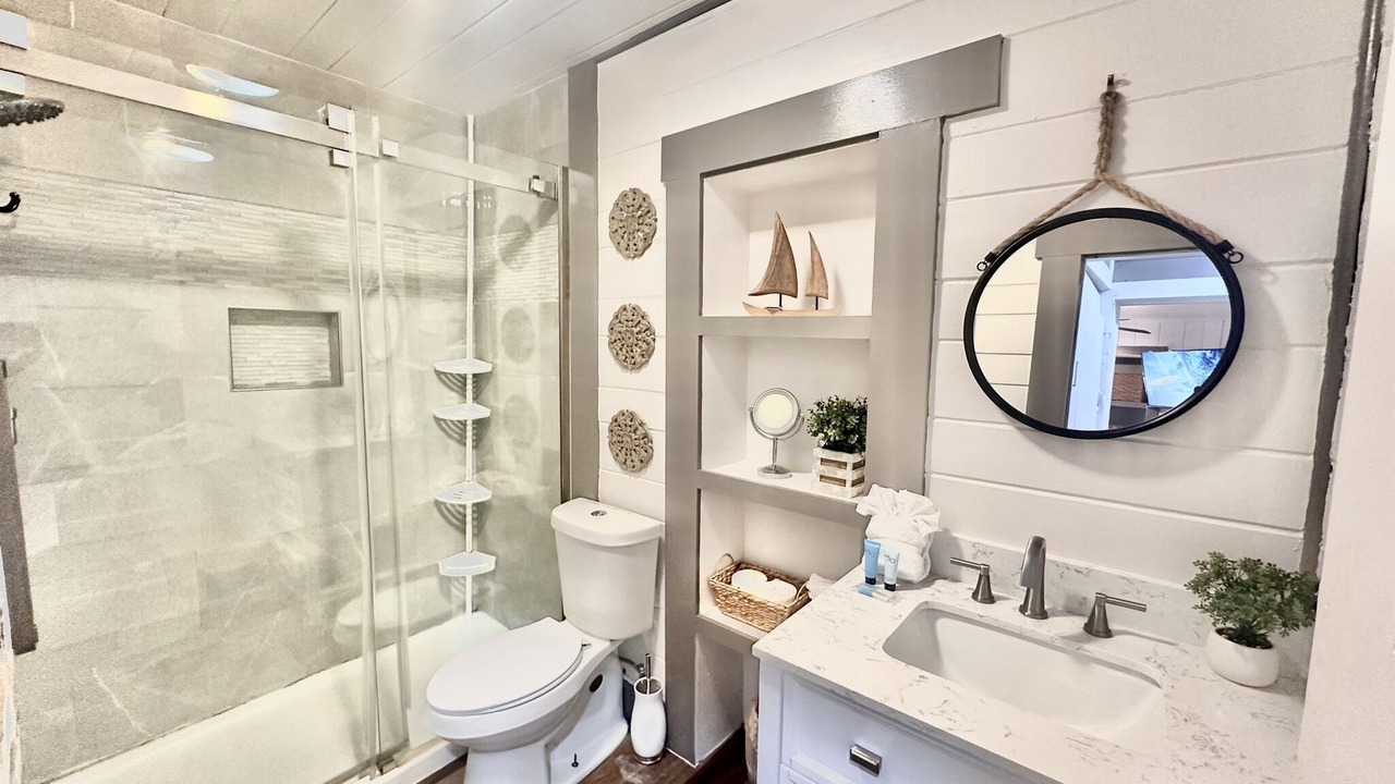 Photo of Bathroom in Laguna Beach
