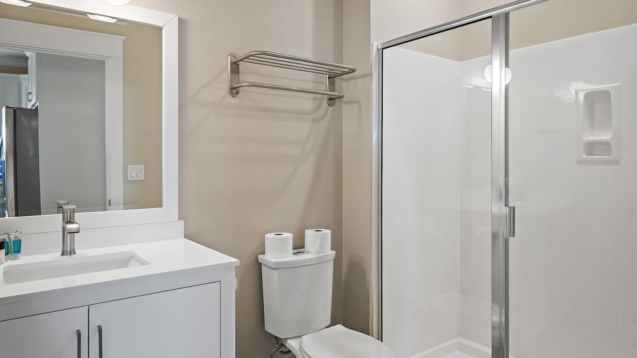 Photo of Bathroom in Treetop