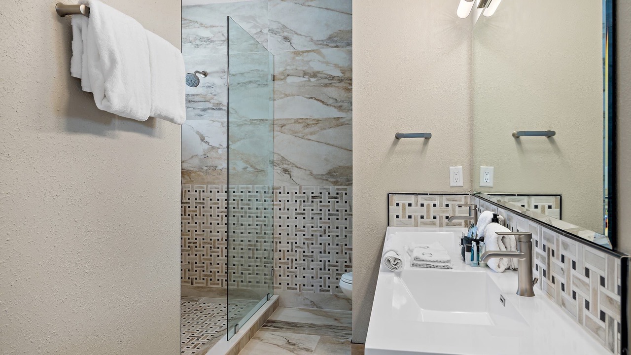 Photo of Bathroom in Treetop