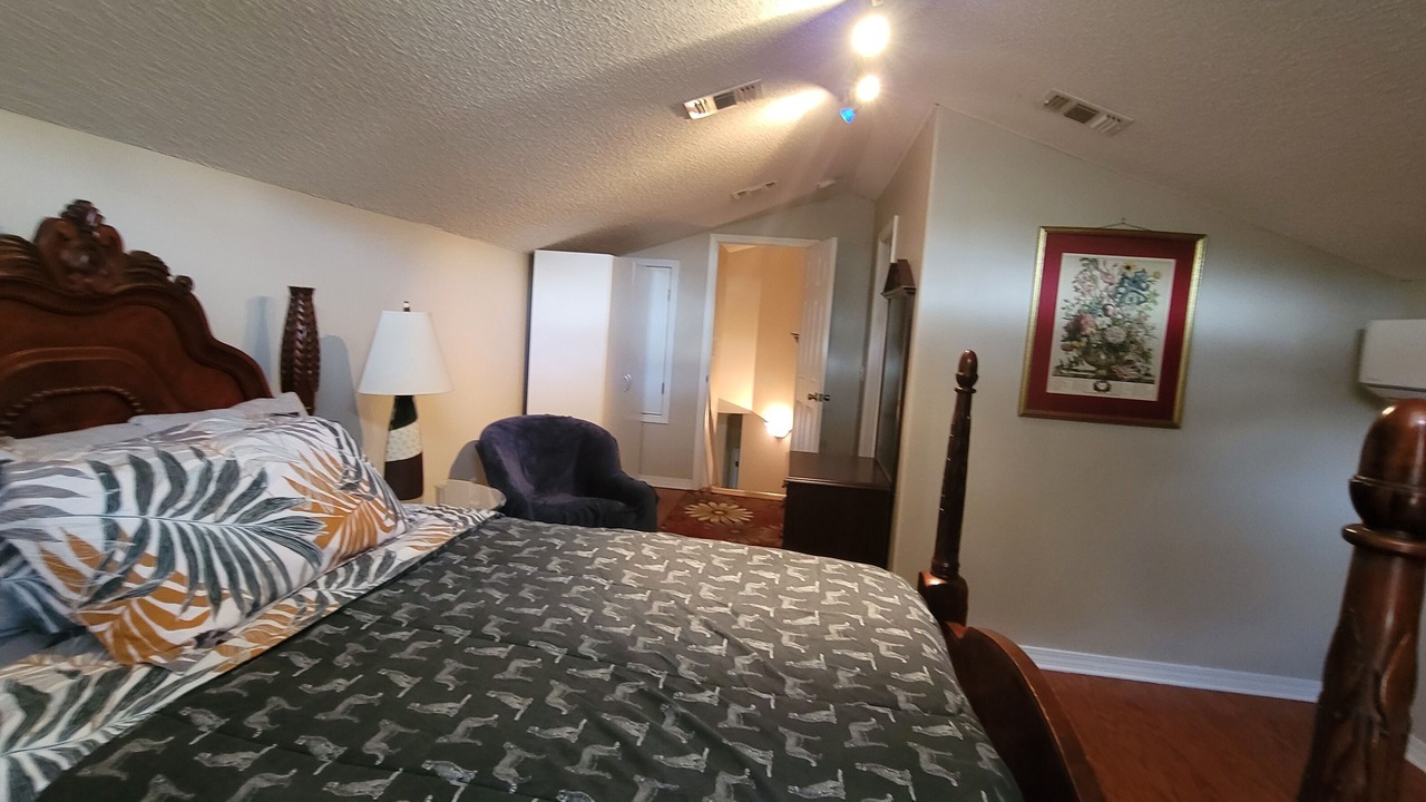 Photo of Bedroom in Niceville