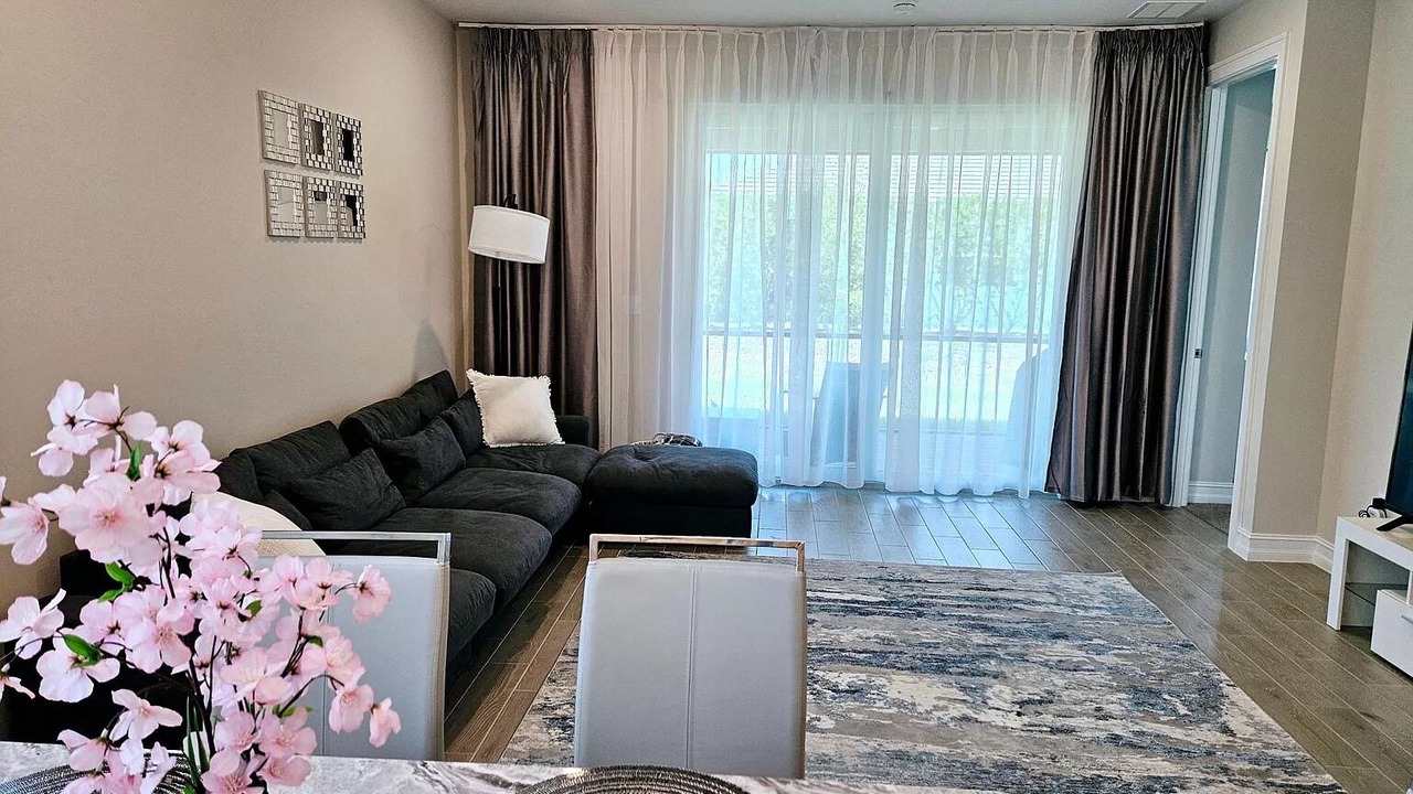 Photo of Livingroom in Naples