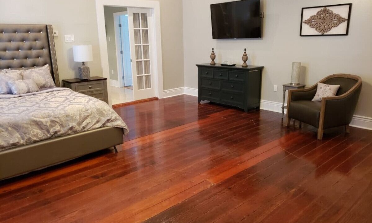 Photo of Bedroom in Algiers Point