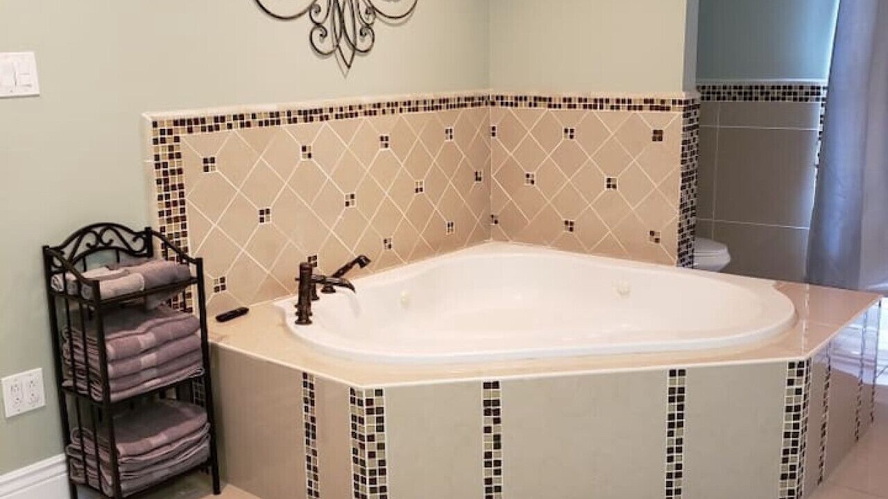 Photo of Bathroom in Algiers Point
