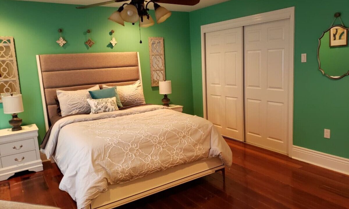 Photo of Bedroom in Algiers Point
