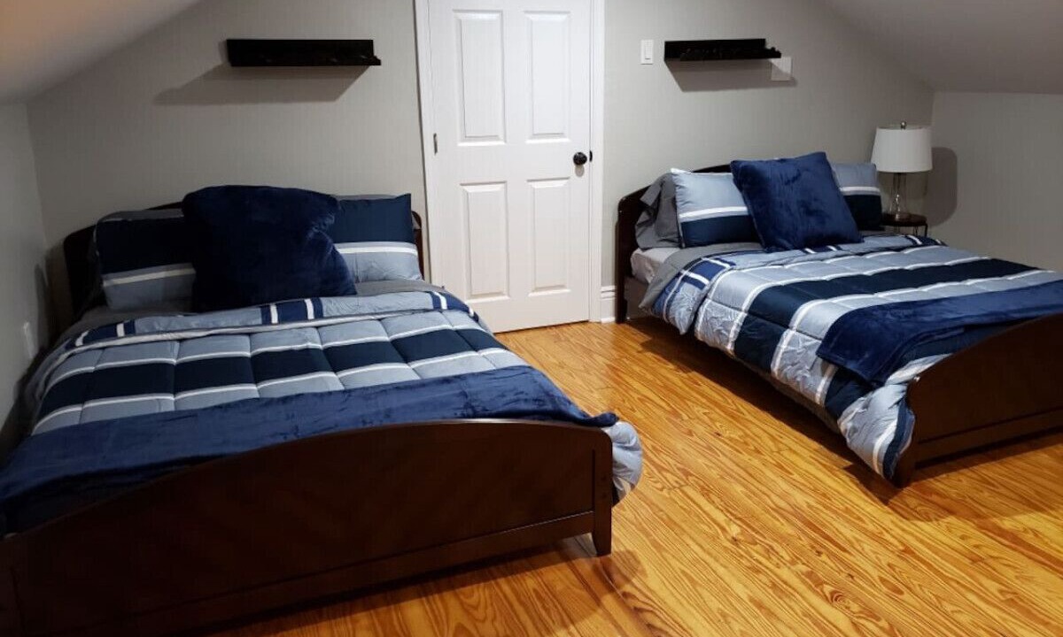 Photo of Bedroom in Algiers Point