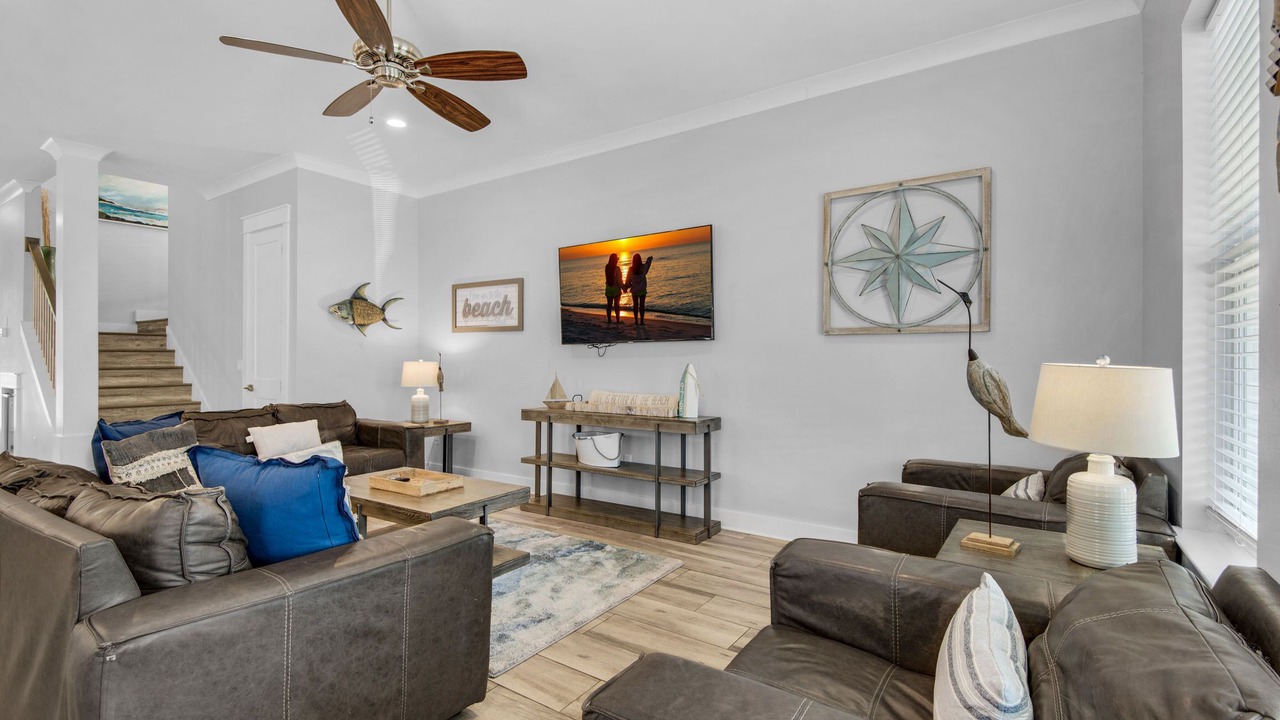 Photo of Livingroom in Emerald Waters Village