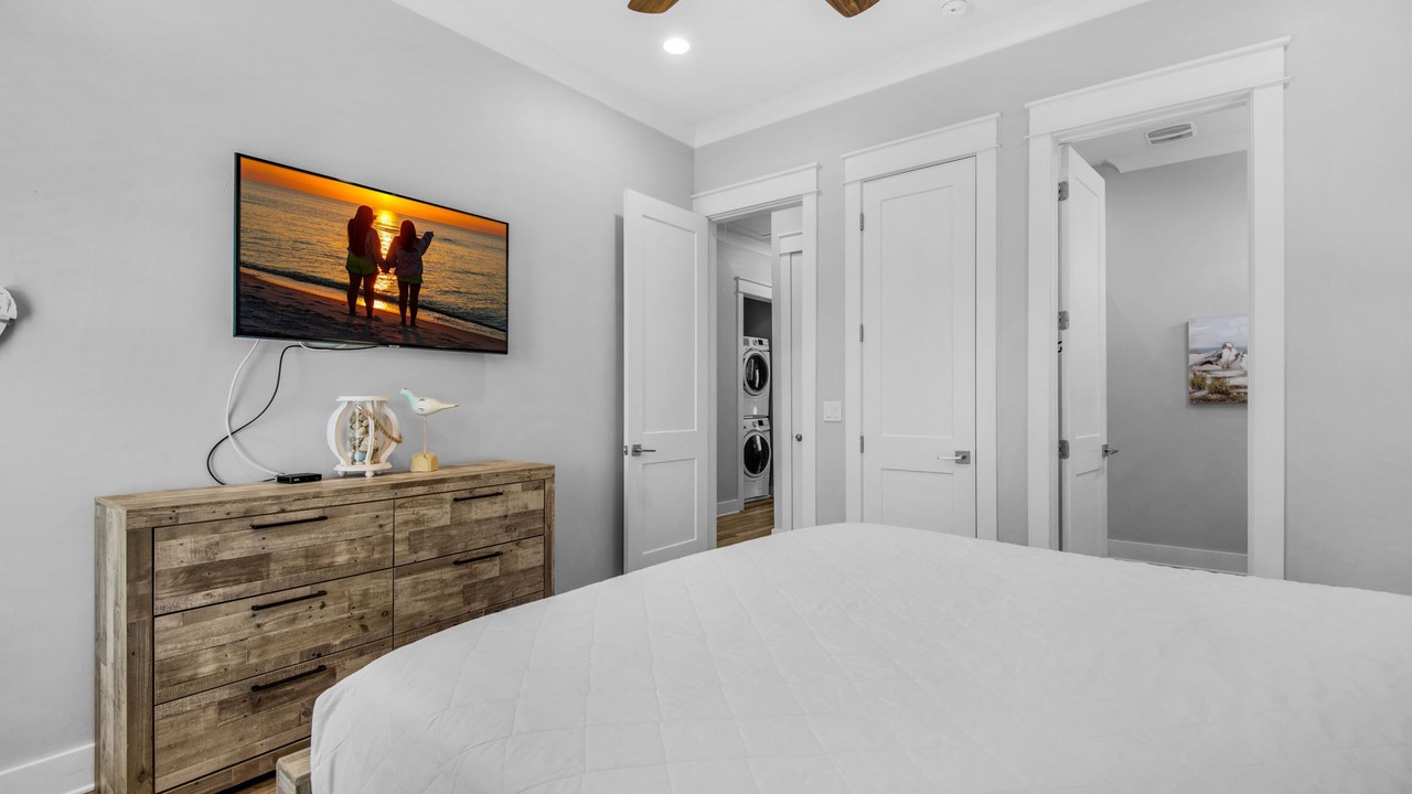 Photo of Bedroom in Emerald Waters Village