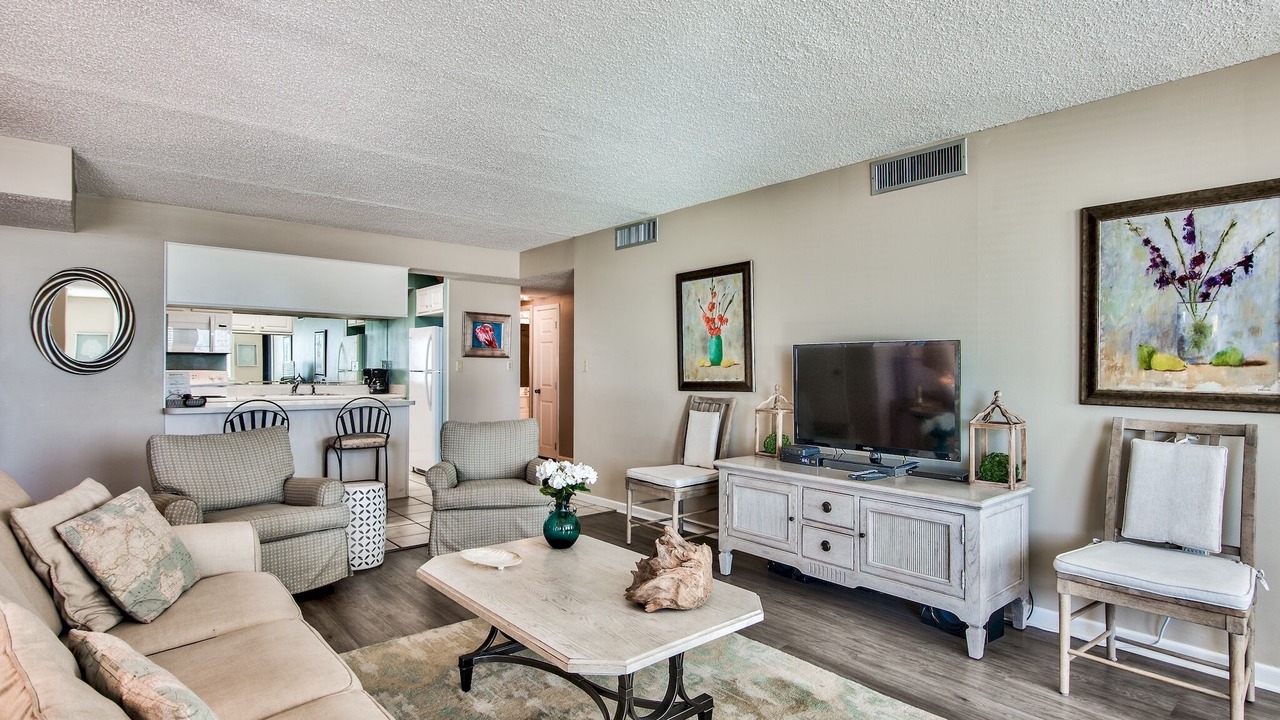 Photo of Livingroom in North West Florida
