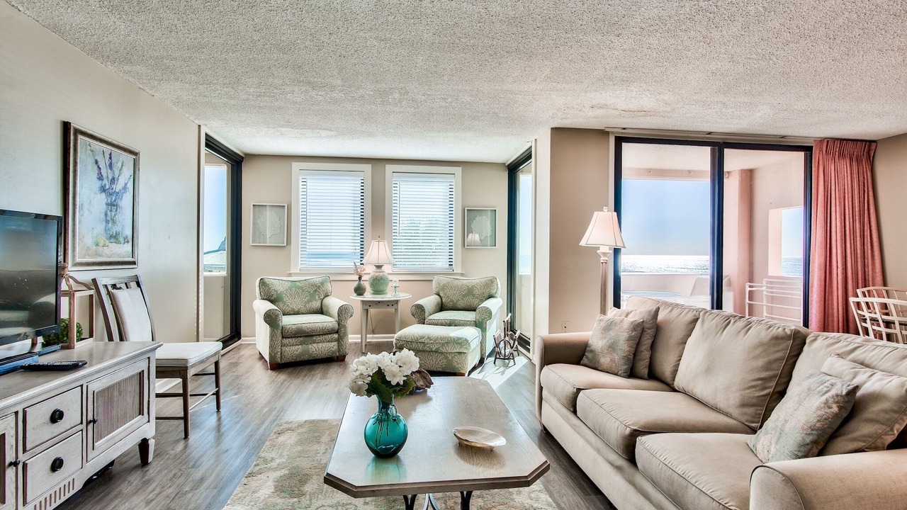 Photo of Livingroom in North West Florida