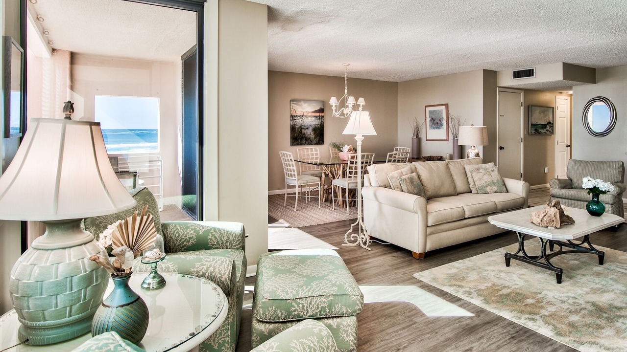 Photo of Livingroom in North West Florida