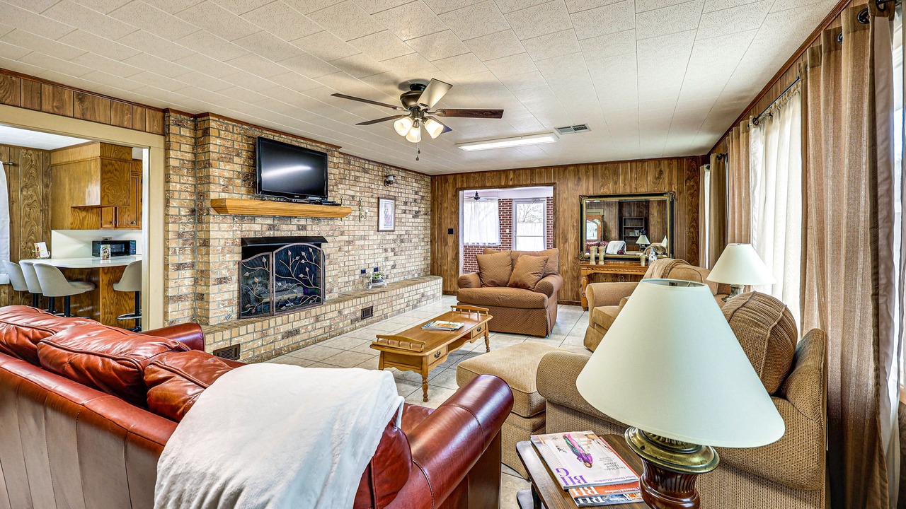 Photo of Bedroom in Lawson