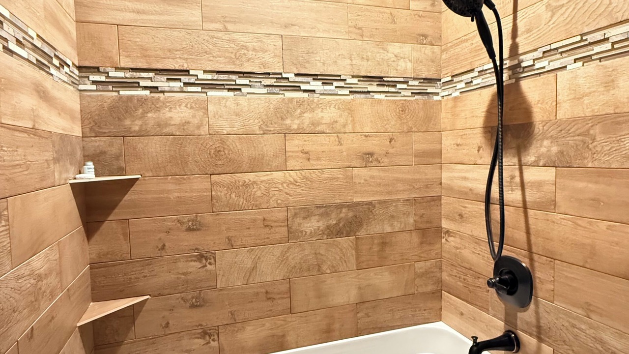 Photo of Bathroom in Guntersville