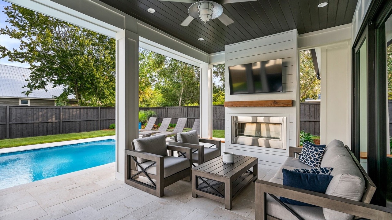 Photo of Patio Balcony in Gulfview Heights