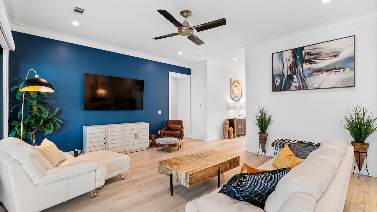 Photo of Livingroom in Gulfview Heights