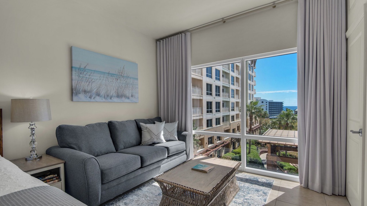 Photo of Livingroom in Four Mile Village