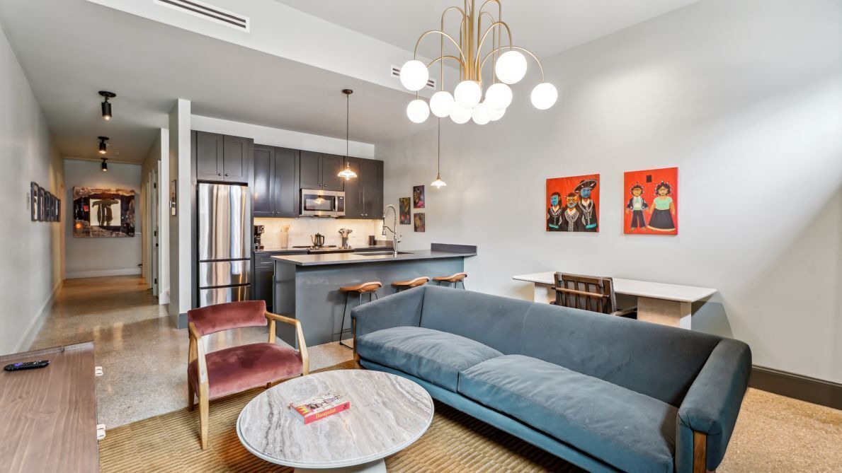 Photo of Livingroom in Central Business District