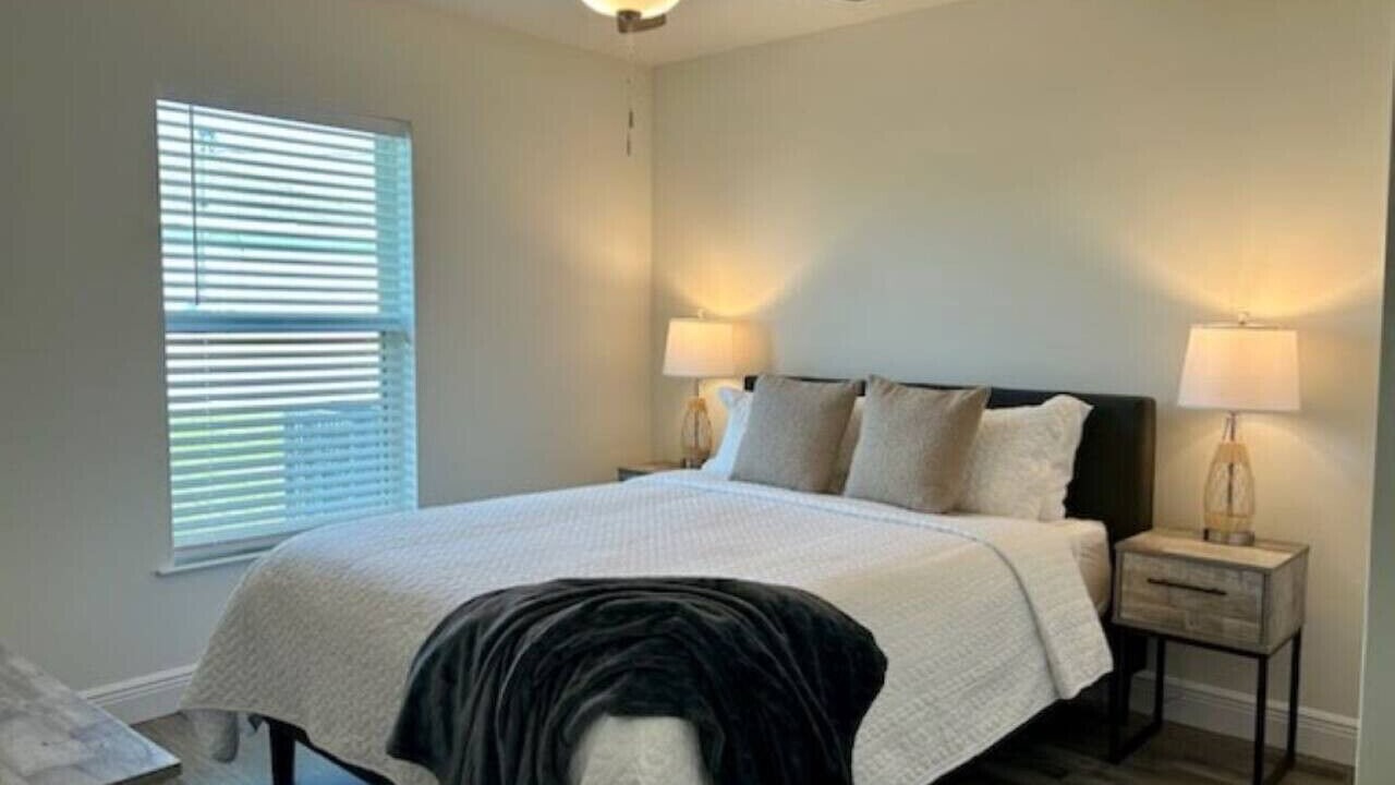 Photo of Bedroom in Diplomat