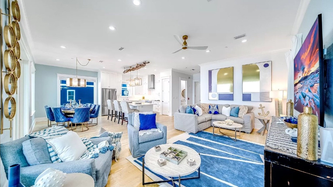 Photo of Livingroom in Laguna Beach Estates